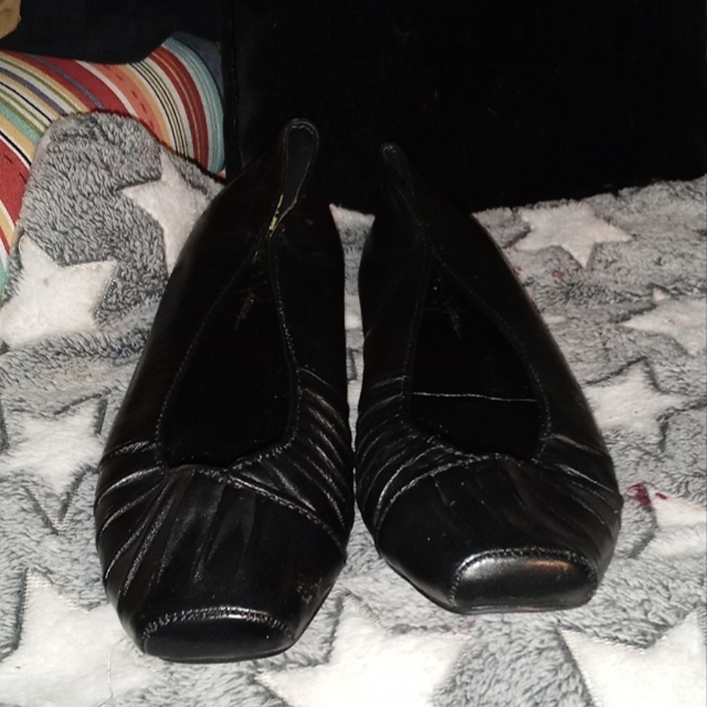 Elegant Black Women's Shoes